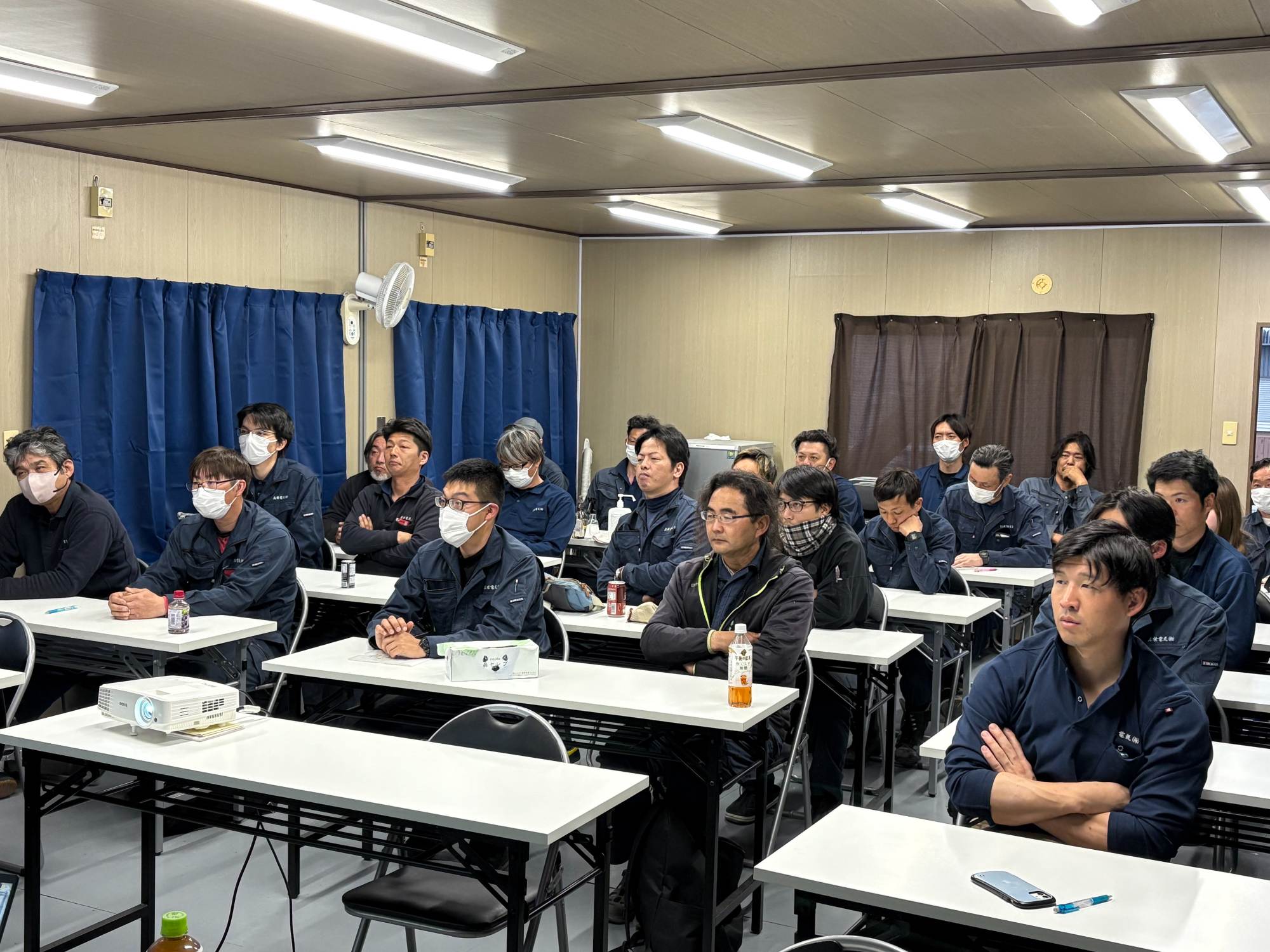 真栄電気工事株式会社 本社の正社員 電気工事士の求人情報イメージ3