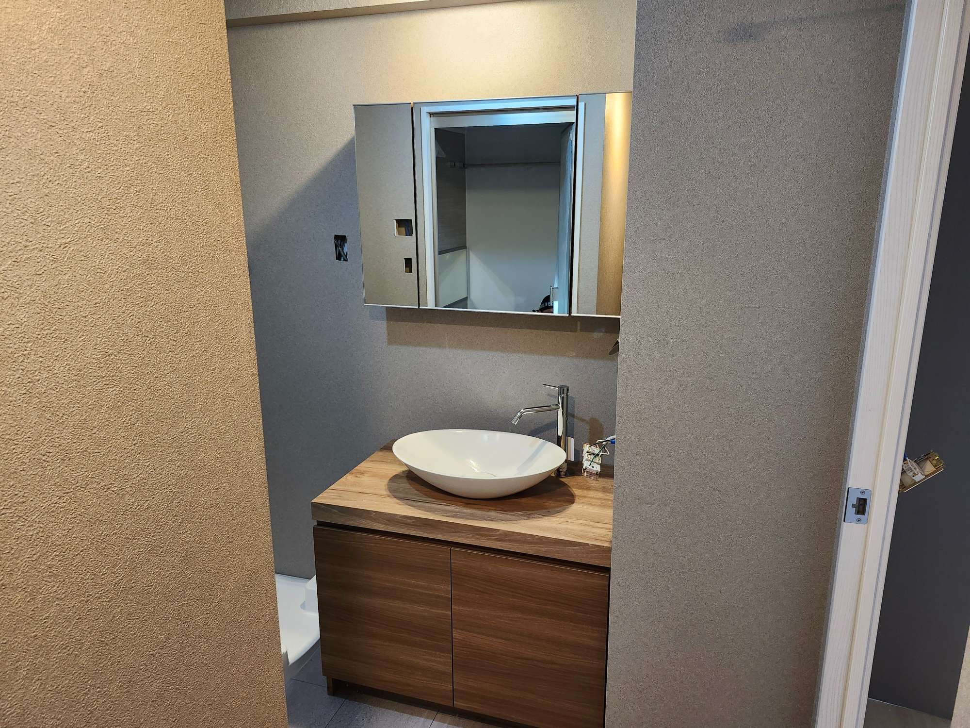  アースエネックス株式会社 本社の正社員 配管技能士の求人情報イメージ2